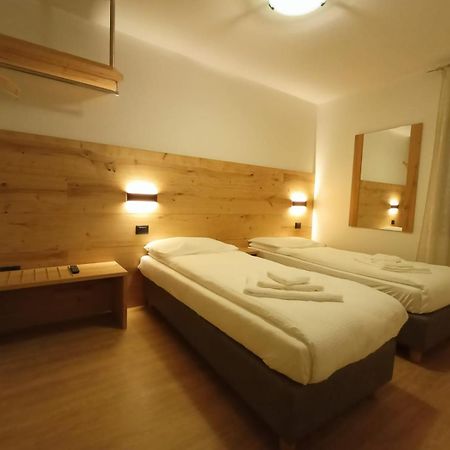 Appartamento Cima Brenta San Lorenzo Dorsino Dış mekan fotoğraf